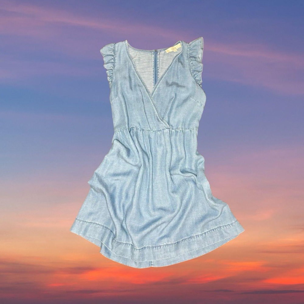 LOFT Chambray Ruffle Sleeve Crossover Dress – Size 0 (Fits up to Size 4)